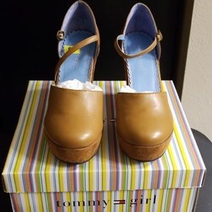 Tommy Girl wedges